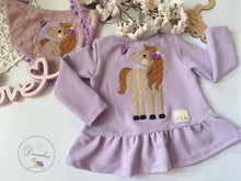 Lade das Bild in den Galerie-Viewer, Kleines Pony - STICK 18x30