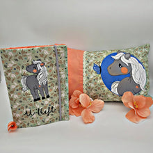 Lade das Bild in den Galerie-Viewer, Kleines Pony - STICK 18x30