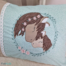 Lade das Bild in den Galerie-Viewer, PferdeGlück - STICK 18x30