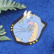 Lade das Bild in den Galerie-Viewer, kleiner Drache - STICK 16x26