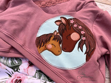 Lade das Bild in den Galerie-Viewer, PferdeGlück - APPLI