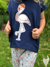 Lade das Bild in den Galerie-Viewer, Frieda und Fred Flamingo - PLOTT