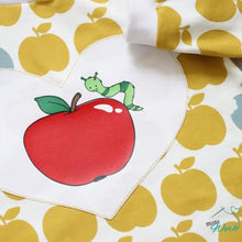 Lade das Bild in den Galerie-Viewer, Apfelraupe - PLOTT