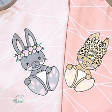 Lade das Bild in den Galerie-Viewer, Hanna und Hans Hase - PLOTT