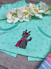 Lade das Bild in den Galerie-Viewer, DeerCat - PLOTT
