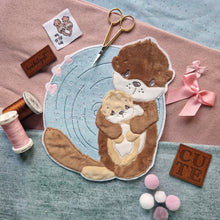 Lade das Bild in den Galerie-Viewer, Otterliebe - STICK Kombipaket
