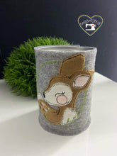 Lade das Bild in den Galerie-Viewer, Rehkitz - STICK 18x30
