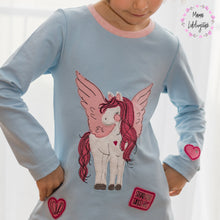 Lade das Bild in den Galerie-Viewer, Little Pegasus - STICK 20x30
