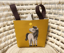 Lade das Bild in den Galerie-Viewer, Kleines Pony - STICK 10x10
