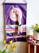 Lade das Bild in den Galerie-Viewer, Einhorn Applikationsvorlage mit 3d Mähne Nähprojekt Accessoires - HILDmade
